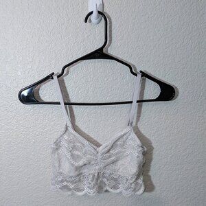 SO white lace bralette - Size Small
